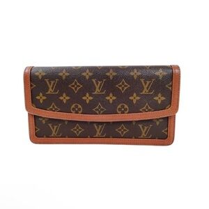 Louis Vuitton Monogram Pochette Dame Clutch - Good